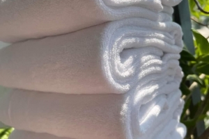 KHĂN 1M4 TRẮNG 5625 - 70x1M4 - 468G (BFD08)